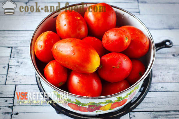 Мариновани домати бързо хранене