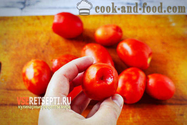 Мариновани домати бързо хранене