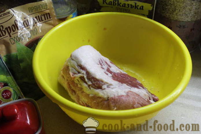 Печено свинско с портокали на фолиото - като svninu се пече във фурната за вкусна парче, стъпка по стъпка рецепти снимки