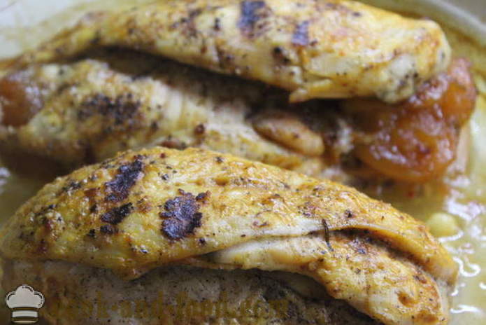 Пилешки рула с ананас и кайсии - как да се направи рула с пиле, с една стъпка по стъпка рецепти снимки