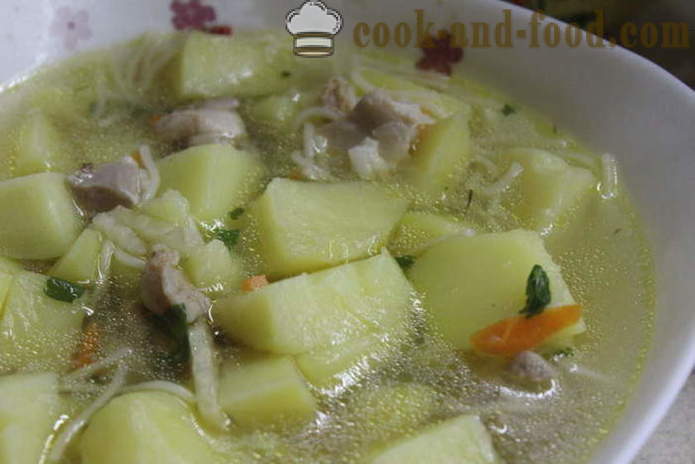 Фиде супа с пиле и картофи - как да се подготви вкусна картофена супа с юфка и пиле, с една стъпка по стъпка рецепти снимки