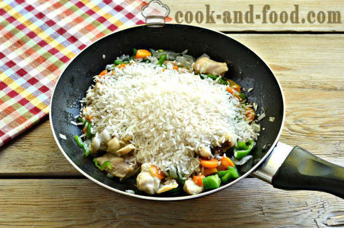 Ориз със зеленчуци и пилешко месо - както вкусно пиле готвач ориз в тиган, стъпка по стъпка рецепти снимки
