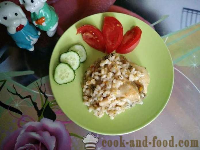 Ечемик и пилешки бедра пилаф перлени Delicious пиле - Как да си направим пиле пилаф с ечемик, стъпка по стъпка рецепти снимки