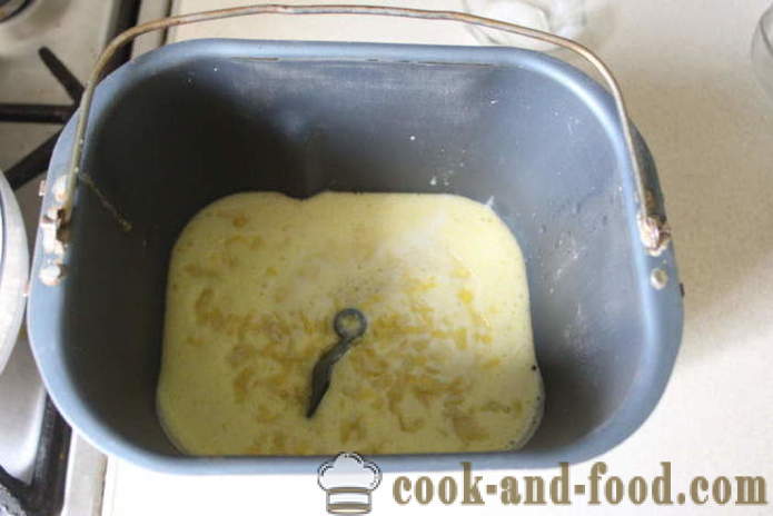 Лесна торта в машина хляб - как да се пекат торта в производител на хляб, стъпка по стъпка рецепти снимки
