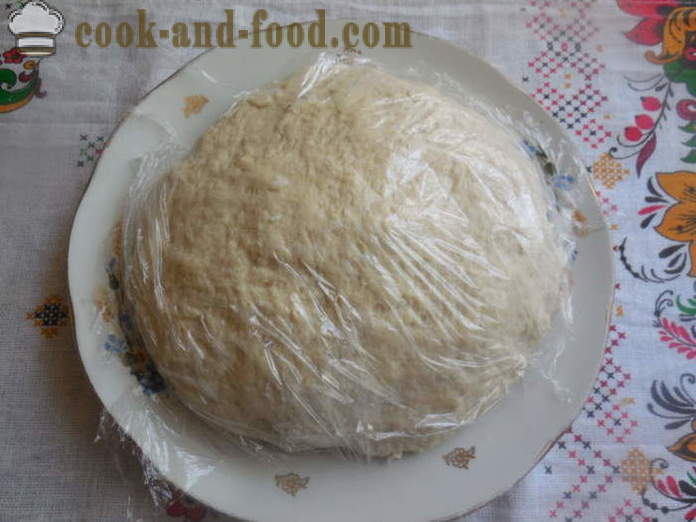 Торти с яйца и лук в тиган - как да се пекат пресните хлебчета, стъпка по стъпка рецепти снимки