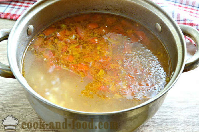 Супа с консерви грах и зеле - Как да се готви супа със зеле и грах, стъпка по стъпка рецепти снимки