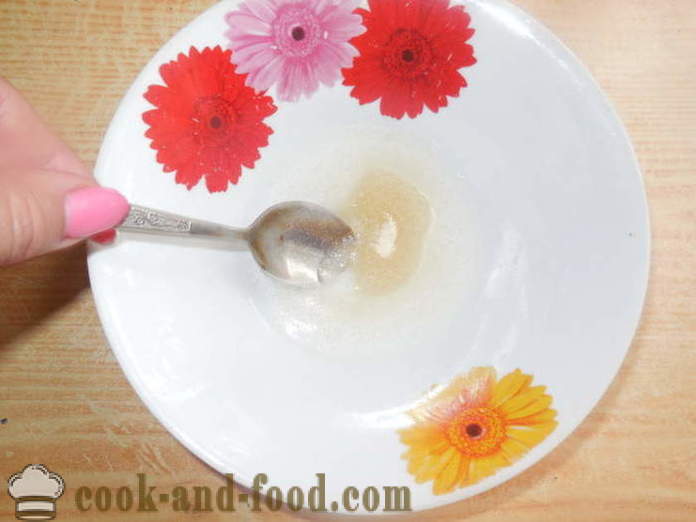Черешката с желатин за козунак - как да се подготви глазурата без яйца, стъпка по стъпка рецепти снимки