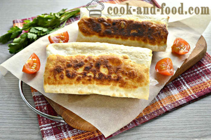 Колбаси в питка със сирене и майонеза - Как да направим наденица в питка, стъпка по стъпка рецепти снимки