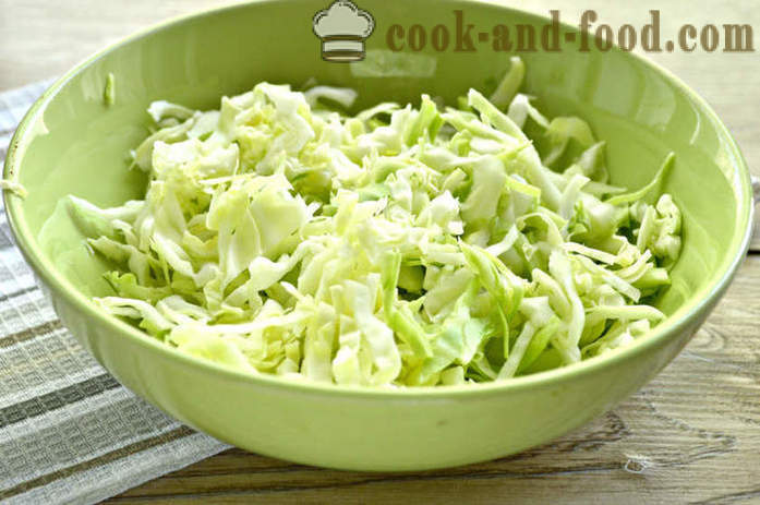 Лесна салата от зеле и краставици с оцет - как да направите вкусна салата от прясно зеле и краставици с една стъпка по стъпка рецепти снимки