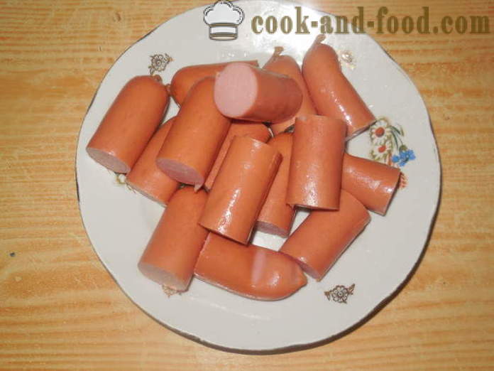 Solyanka с колбаси и картофи в multivarka - как да се готви вкусни колбаси с картофи, стъпка по стъпка рецепти снимки
