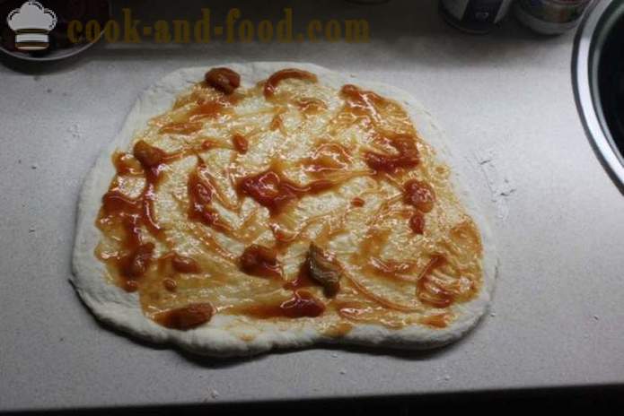 Стромболи - пица хвърляне на вкиснало тесто, как да се направи пица в един свитък, стъпка по стъпка рецепти снимки