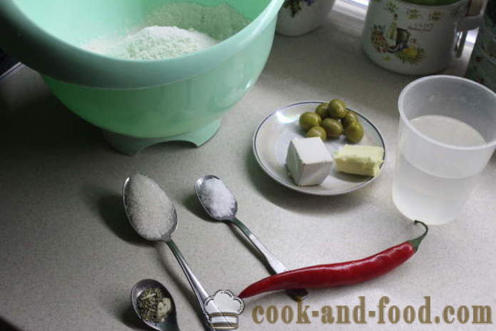 Печена мая хляб с маслини и чушки - как да се пекат италиански хляб във фурната, с една стъпка по стъпка рецепти снимки