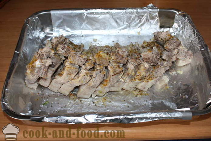 Печени свински ребра с картофи на фурна - като печени картофи с бекон, стъпка по стъпка рецепти снимки