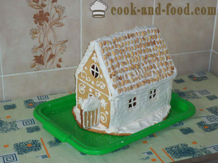 Gingerbread House - постепенно майсторски клас, как да се пекат пищен къща у дома си, стъпка по стъпка рецепти снимки