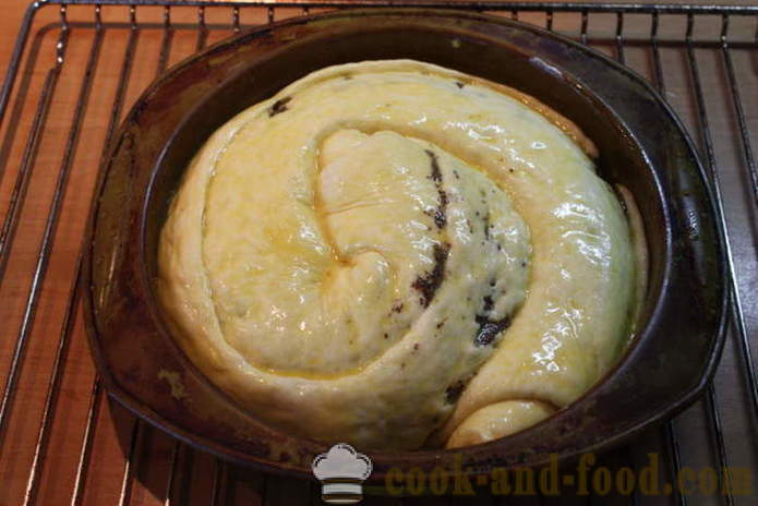 Poppy семена торта мая-охлюв - как да се направи маково семе торта от тесто с мая, стъпка по стъпка рецепти снимки