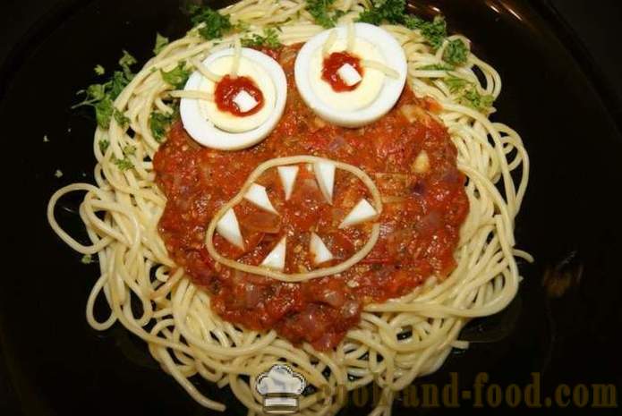 Spaghetti Monster - леки и вкусни топли ястия за Хелоуин с ръцете си, стъпка по стъпка рецепти снимки