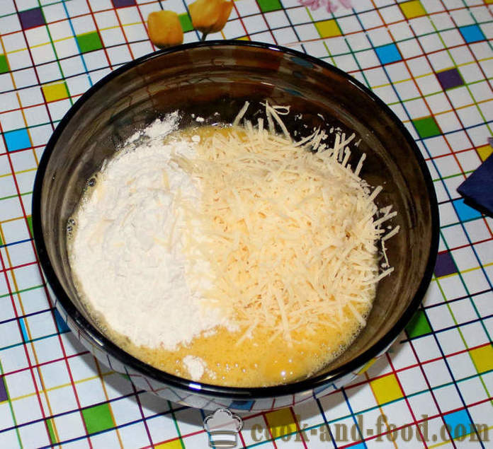 Обикновено чийзкейк тесто за риба, пържоли, пилешко, карфиол или тиквички - как да се направи сирене тесто, с една стъпка по стъпка рецепти снимки