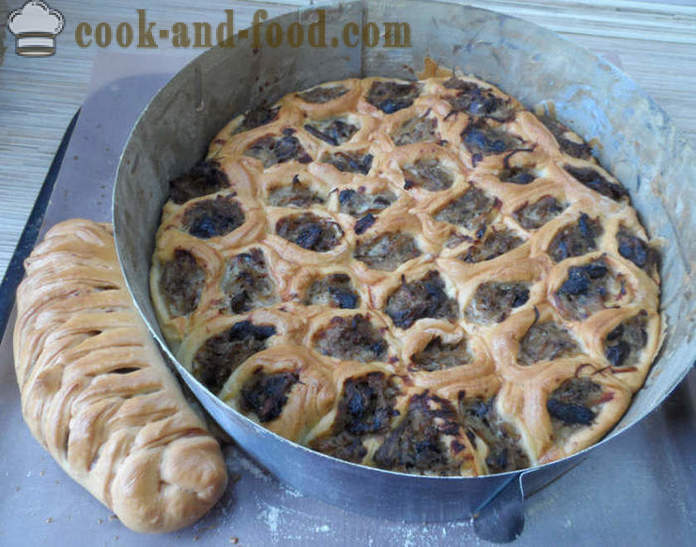 Мая торта Honeycomb - как да се пекат торта от тесто с мая, стъпка по стъпка рецепти снимки