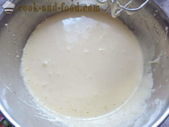 Вкусна торта със заквасена сметана - как да се готвя кифли с крем и стафиди, стъпка по стъпка рецепти снимки
