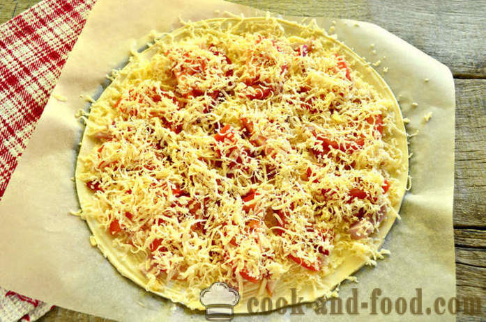 Пица Пъф бутер тесто с бекон и пипер - как да се подготви безквасен пица от тестото, стъпка по стъпка рецепти снимки