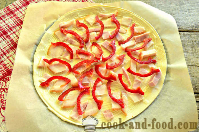 Пица Пъф бутер тесто с бекон и пипер - как да се подготви безквасен пица от тестото, стъпка по стъпка рецепти снимки