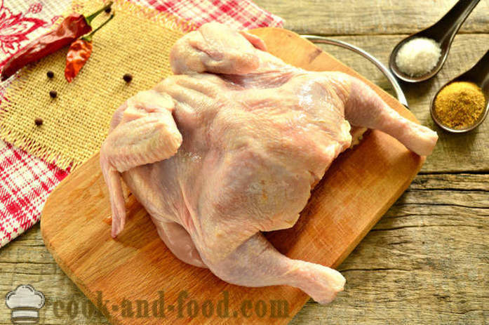 Цяло пиле печена във фолио във фурната - как да се готвя пиле на фурна във фолио, с една стъпка по стъпка рецепти снимки