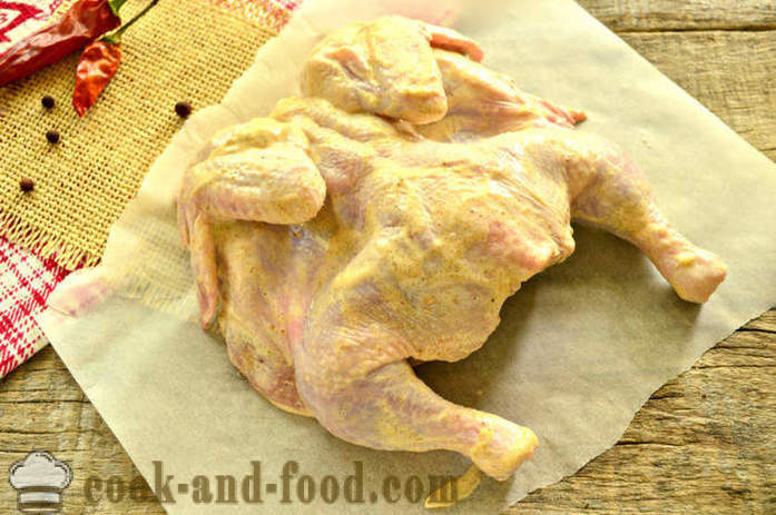 Цяло пиле печена във фолио във фурната - как да се готвя пиле на фурна във фолио, с една стъпка по стъпка рецепти снимки