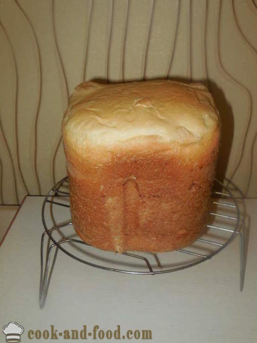Сирене хляб върху серумния машина хляб - как да се пекат хляб в машина хляб с крема сирене на серум, стъпка по стъпка рецепти снимки