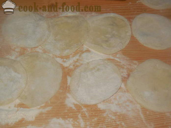 Постни кнедли с сурови картофи и лук - как да се готви кнедли с сурови картофи, стъпка по стъпка рецепти снимки