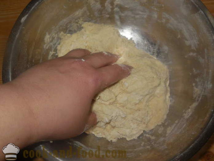 Тестото за кнедлите с яйце серум - как да се смесват тестото на кнедли, стъпка по стъпка рецепти снимки