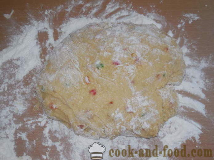 Обикновено multivarka козунак със сметана и разтопено мляко - как да се пекат торта в multivarka, стъпка по стъпка торта проста рецепта и снимка