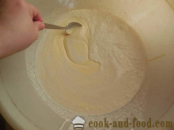 Lazy торта от течността без месене тесто с мая - как да се пекат торта от тесто, стъпка по стъпка рецепти снимки