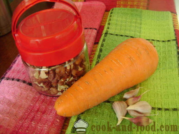Майонеза вкусна салата с див чесън, моркови, чесън и орехи - как да се готвя салата от моркови с див чесън, с една стъпка по стъпка рецепти снимки
