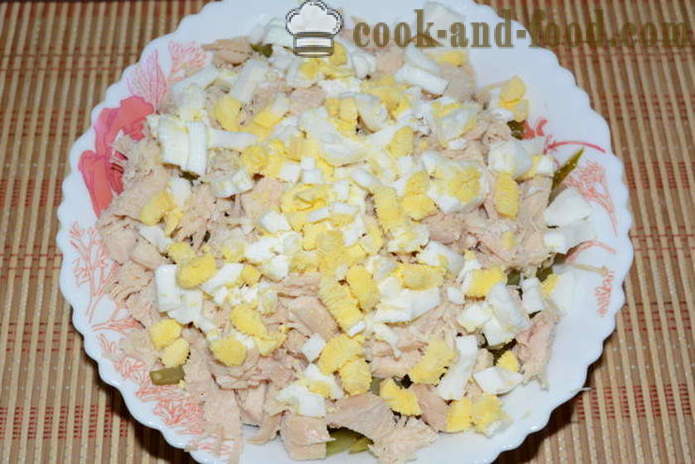 Целина салата с пиле, яйца, краставици и майонеза - Как да се подготвим салата от целина корен, стъпка по стъпка рецепти снимки