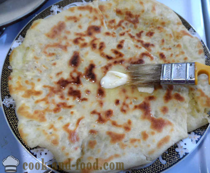Гьозлеме турски хляб с месо или сирене, зеленчуци и картофи - как да се готвя турски хлебчета, стъпка по стъпка рецепти снимки