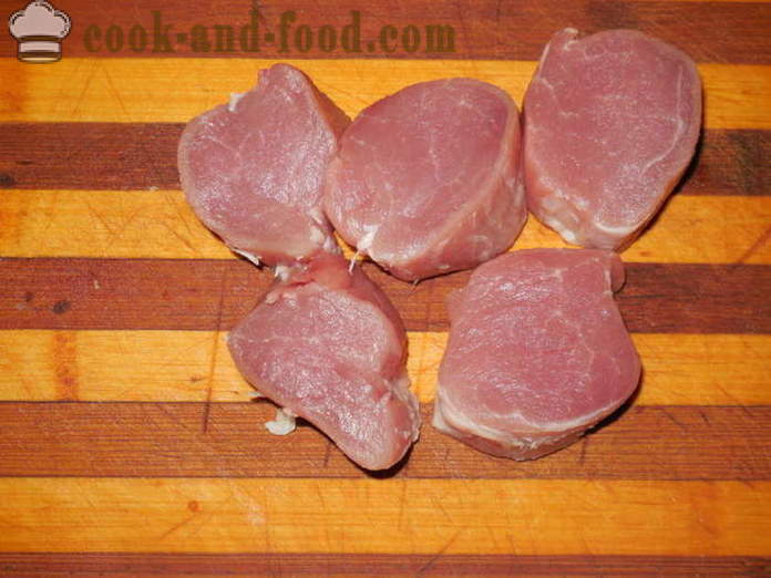 Медальони от свинско месо - Как да се готви свински медальони в multivarka, стъпка по стъпка рецепти снимки
