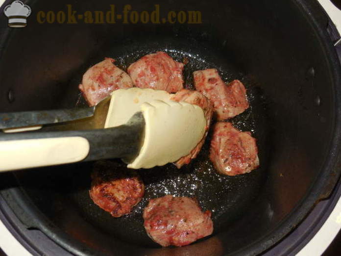 Медальони от свинско месо - Как да се готви свински медальони в multivarka, стъпка по стъпка рецепти снимки