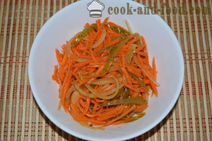 А просто салата с корейски моркови и краставици - как да се готвя корейски салата от моркови и краставици, с една стъпка по стъпка рецепти снимки