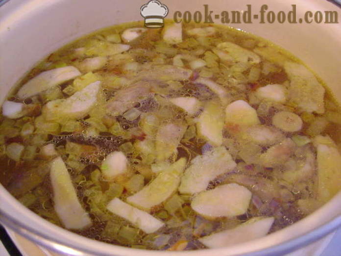 Delicious гъбена супа от замразени бели гъби - как да се готви супа от замразени бели гъби, стъпка по стъпка рецепти снимки
