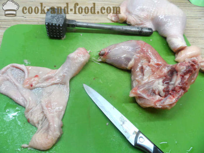 Пълнени пилешки бутчета - как да се готвя пълнени пилешки бутчета, стъпка по стъпка рецепти снимки