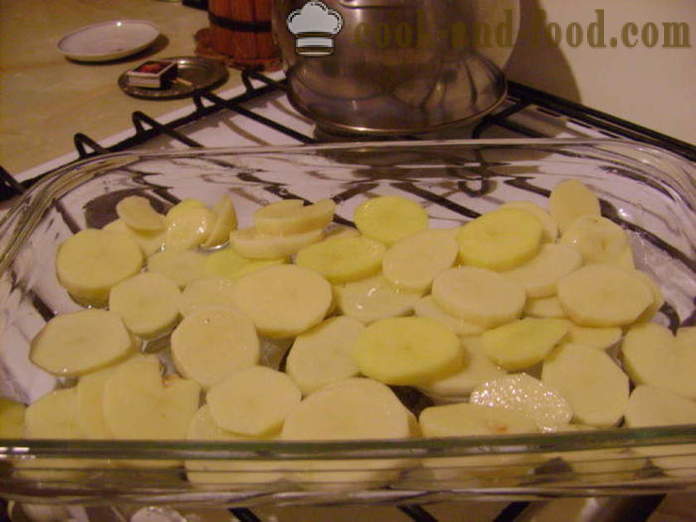 Пилешки крилца върху канапе от картофено във фурната - как да се направи криле и картофи на фурна, с една стъпка по стъпка рецепти снимки