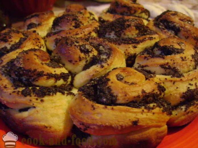 Вкусна торта с маково семе тесто с мая - как да се готвя торта с маково семе от рози, стъпка по стъпка рецепти снимки