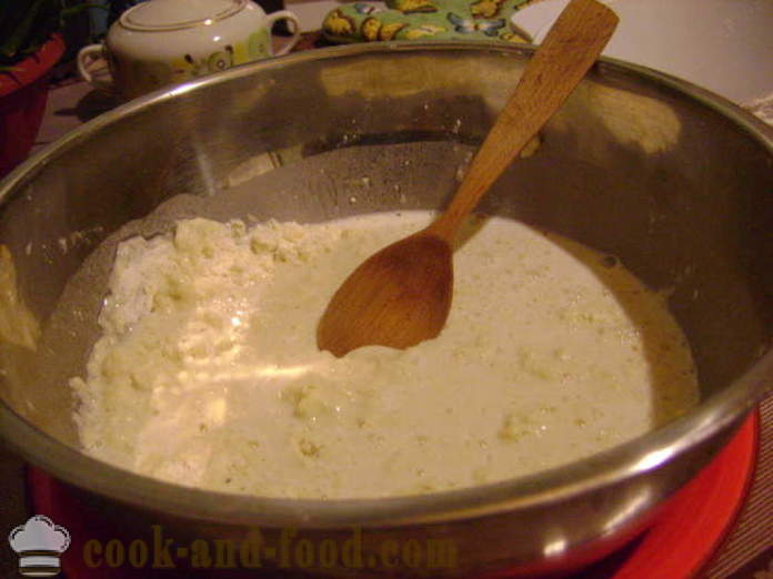 Universal масло тесто с мая за пайове - как да се подготвят торта тесто с мая, стъпка по стъпка рецепти снимки