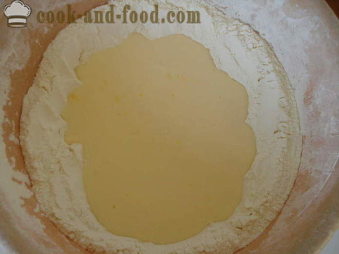 Пухкав тесто за пелмени на кисело мляко - как да се подготви тестото за кнедли задушени, с една стъпка по стъпка рецепти снимки