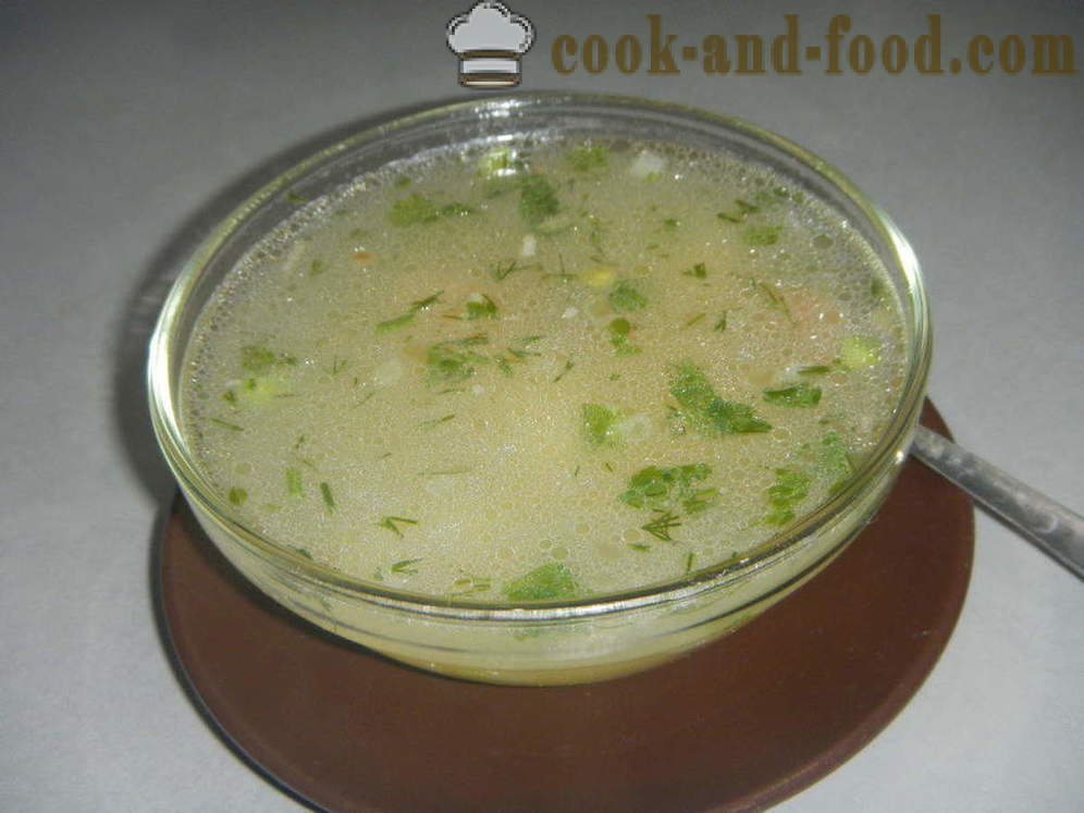 Пилешка супа с зелен грах - как да се готви супа със зелен грах замразени или пресни, с една стъпка по стъпка рецепти снимки