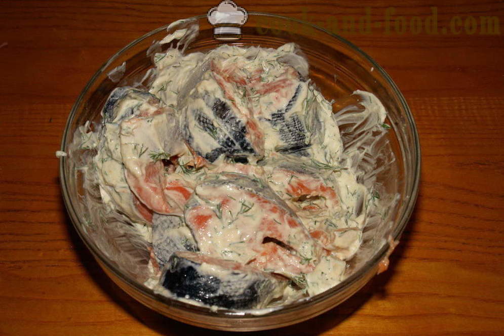 Сьомга печен в пещ - като вкусна пече сьомга във фурната в ръкава, poshagovіy рецепта със снимка