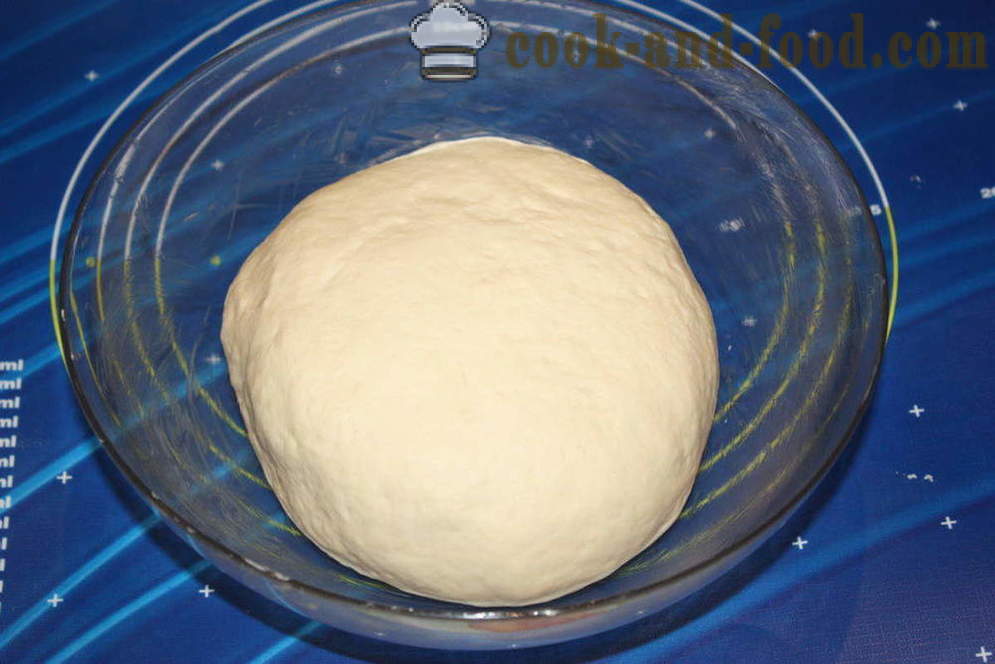 Масло тесто с мая за кифлички и сладкиши - Как да направим масло великолепен тесто с мая, стъпка по стъпка рецепти снимки