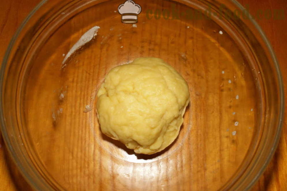 Пържени баници с тиква от безквасните тесто - как да се готвя пай с тиква в тиган, с една стъпка по стъпка рецепти снимки