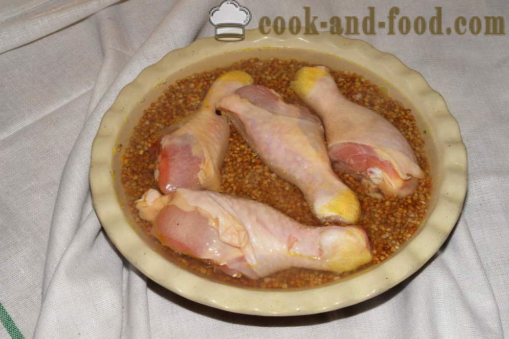 Елда печени пилешки във фурната - как да се готвя пиле с елда във фурната, с една стъпка по стъпка рецепти снимки