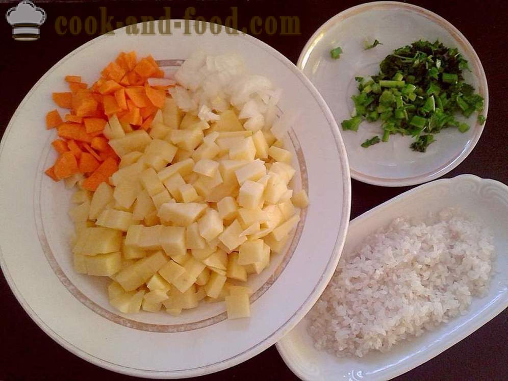 Лесна супа с кюфтета и ориз - как да се готви супа с кюфтета в multivarka, стъпка по стъпка рецепти снимки
